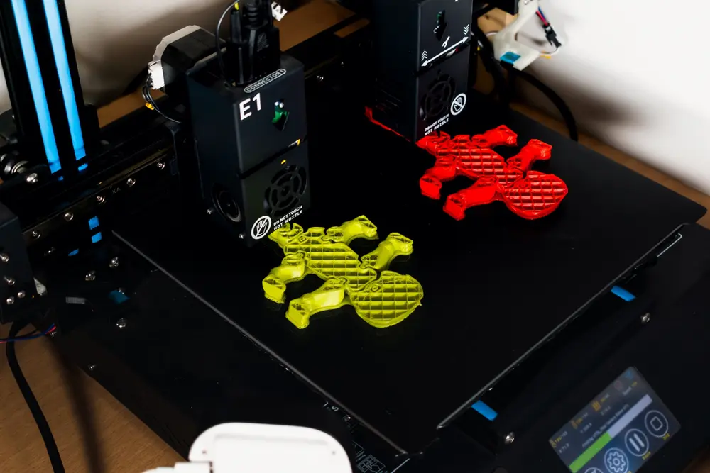 Raise3D E2はどんな3Dプリンター？特徴や同時造形について詳しく解説